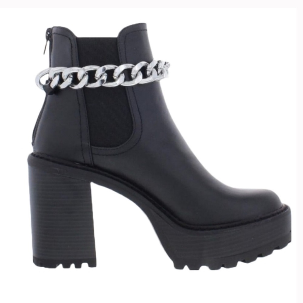 Madden Girl Black Heeled Boots with Silver Chain